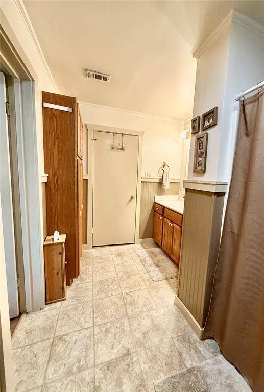 Guest bath