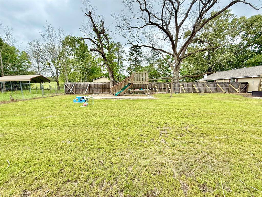 Play yard