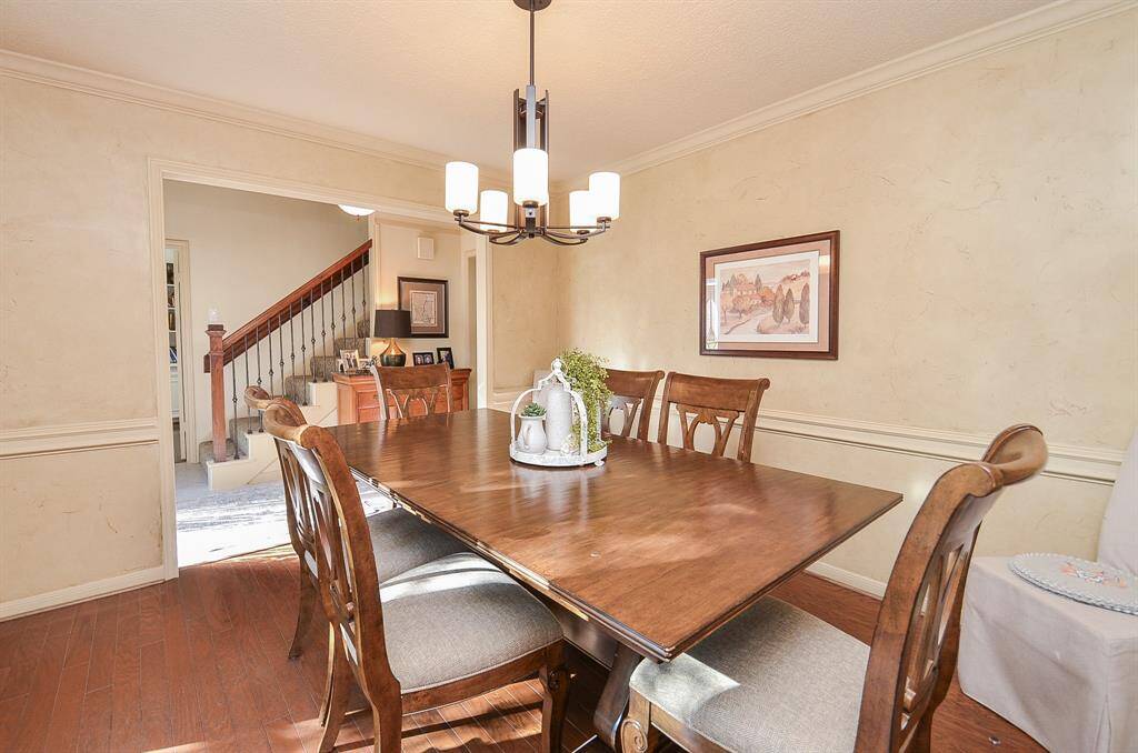 Formal dining room
