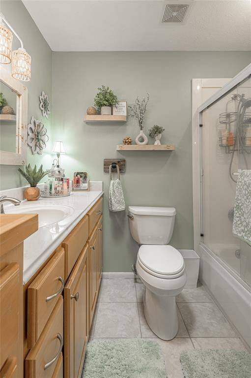 Primary ensuite bath.