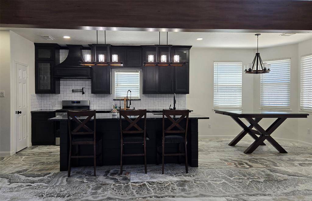Breakfast area adjacent to kitchen