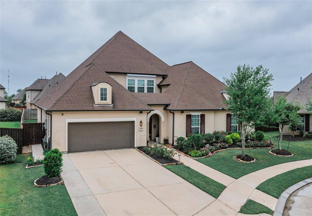 10306 Terra Aerial view of the front , great landscaping long and widened driveway