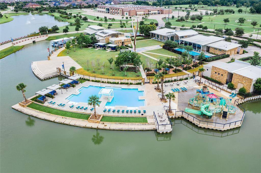 Oasis village amenities