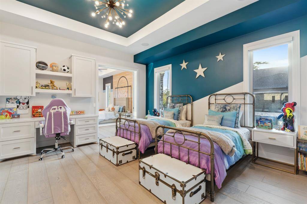 Secondary bedroom upstairs with private en suite bath room