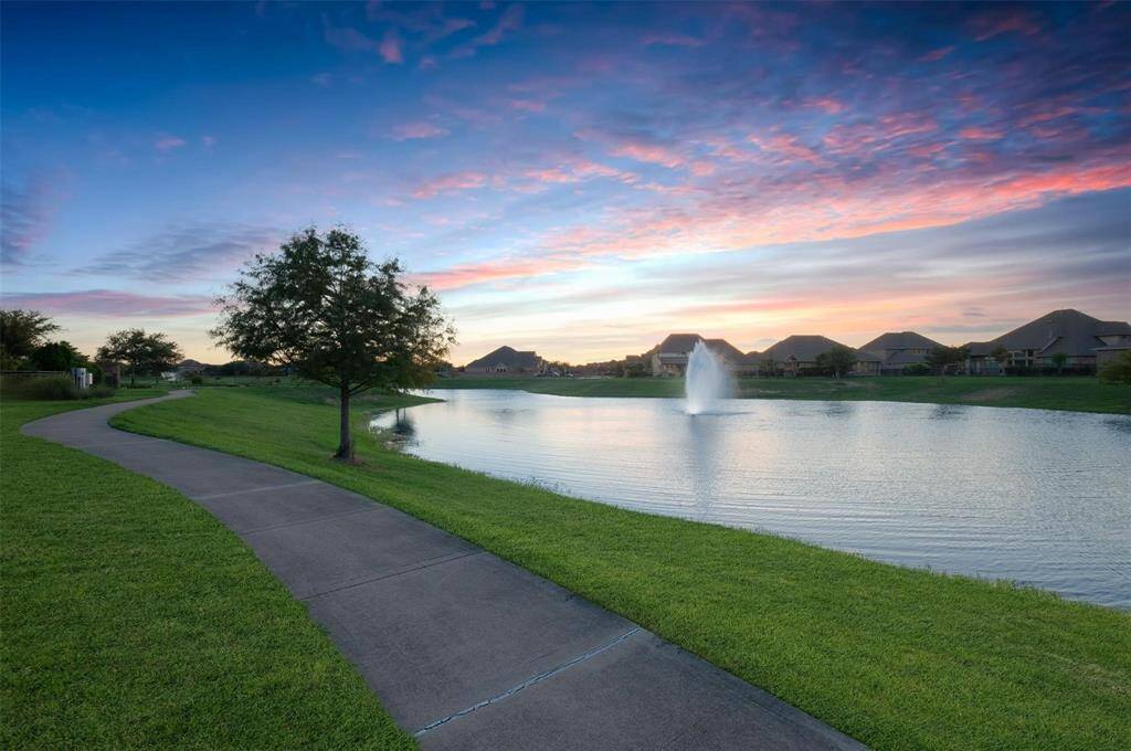 Steps from your front door are miles of walking/biking/running trails around the lakes.