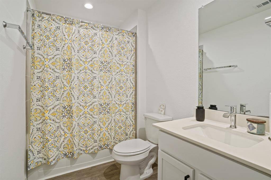 Secondary Bathroom