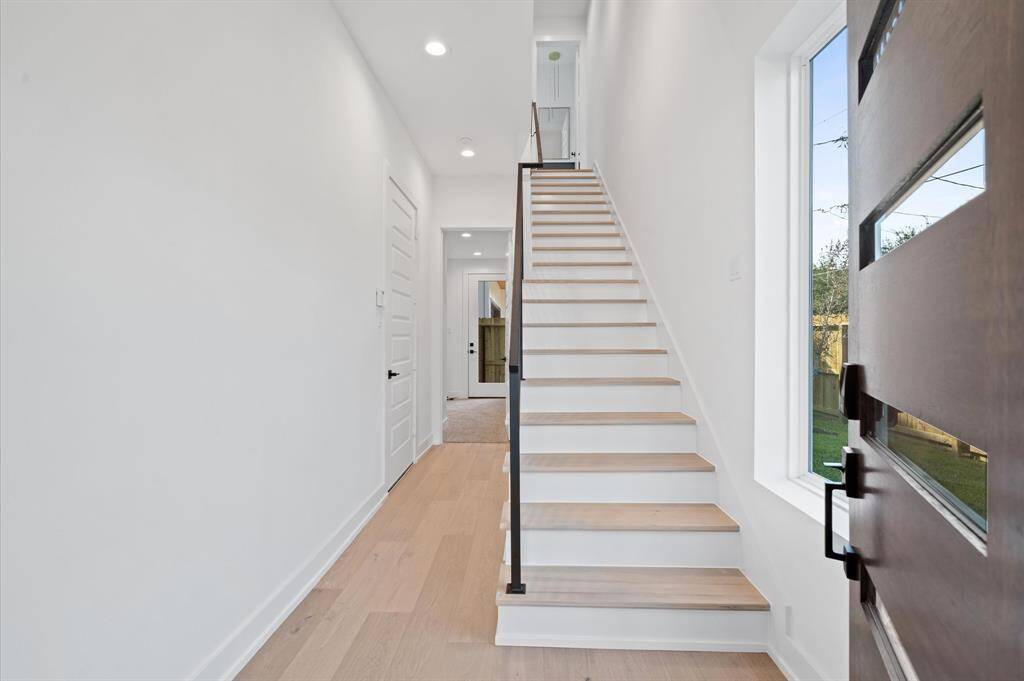 Entry way