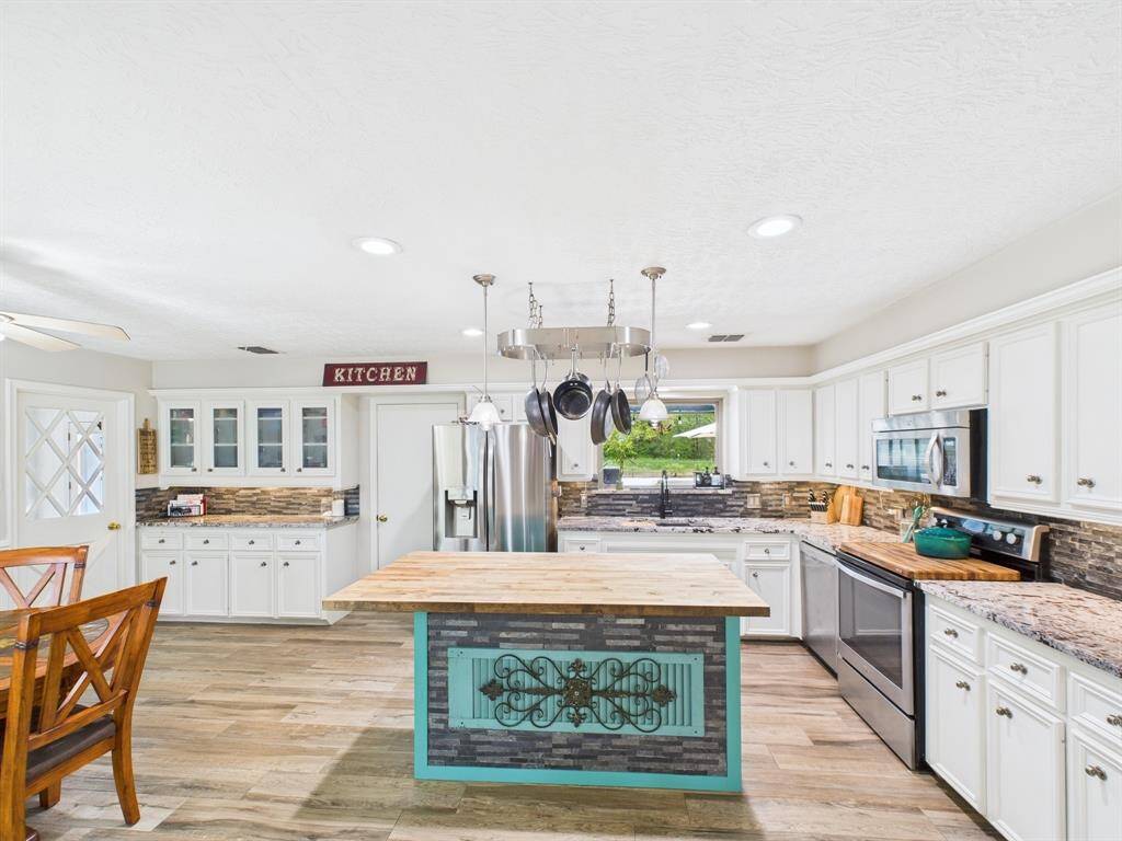 Butcher Block island added in 2022