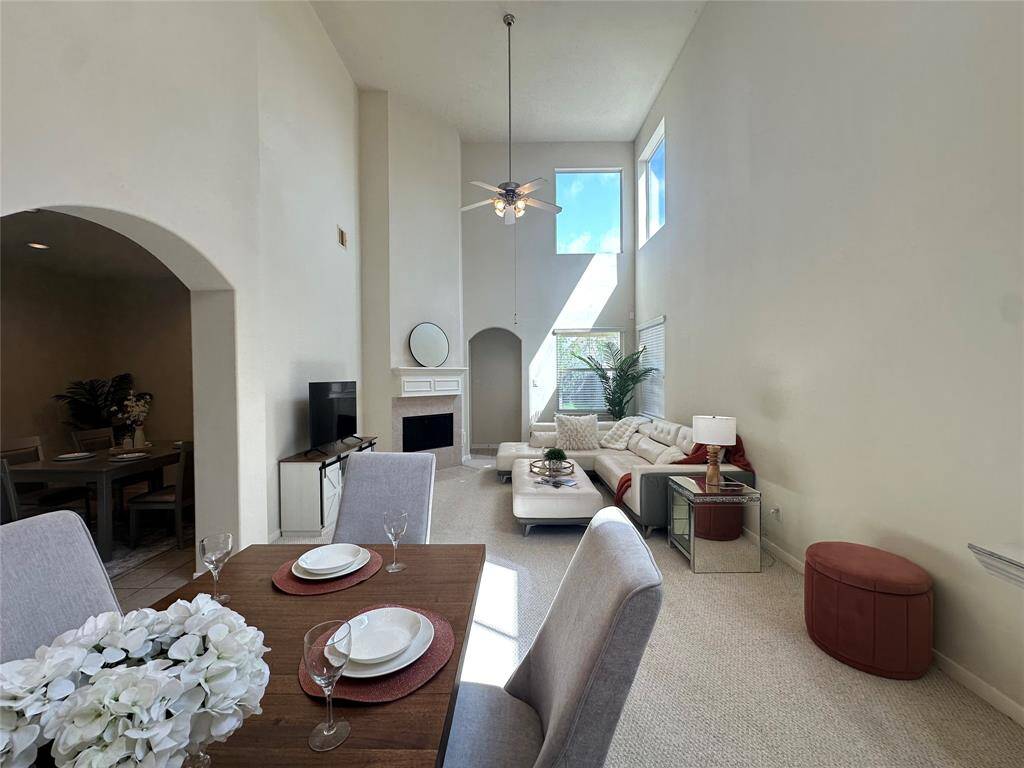 Formal dining room