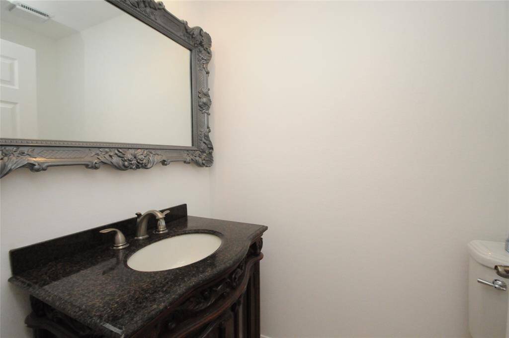 Bedroom 3 private restroom.