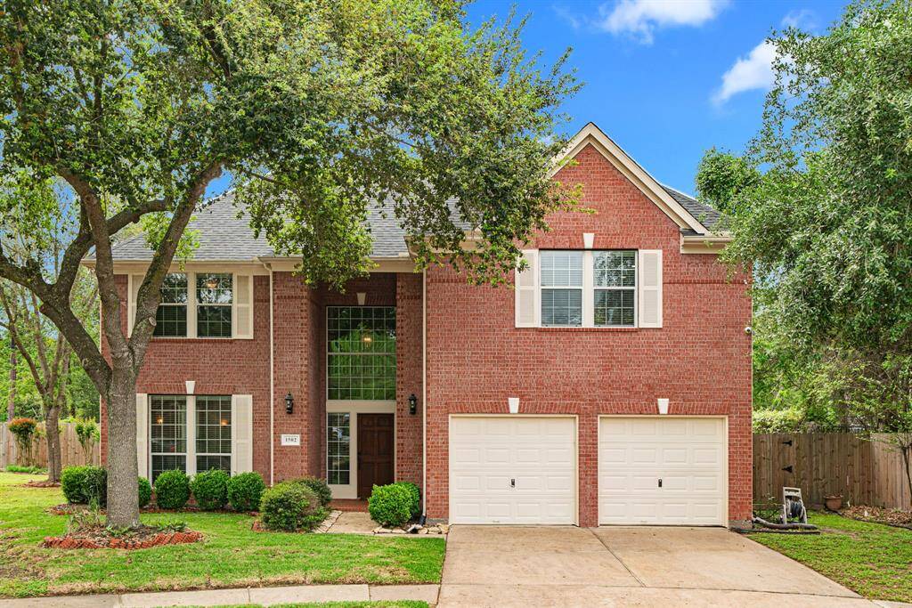 Welcome to 1502 Park Harbor Oaks Ct!