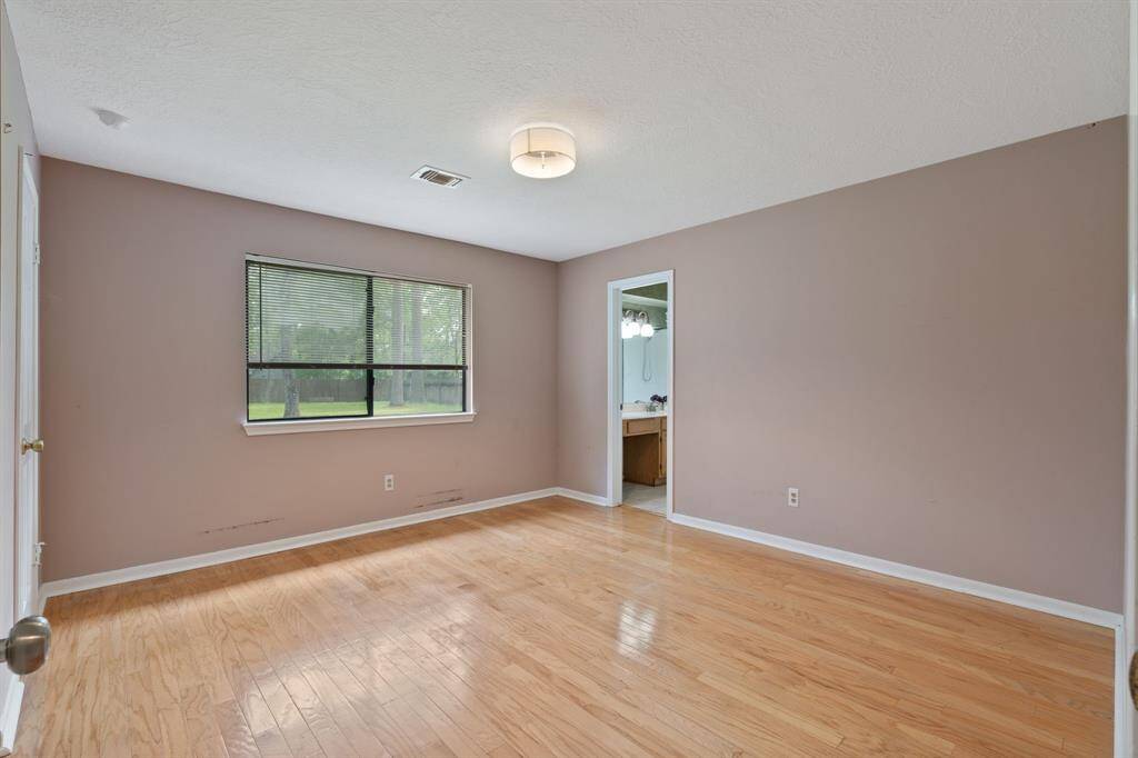 A well sized secondary bedroom with plenty of room for comfort and personalization.