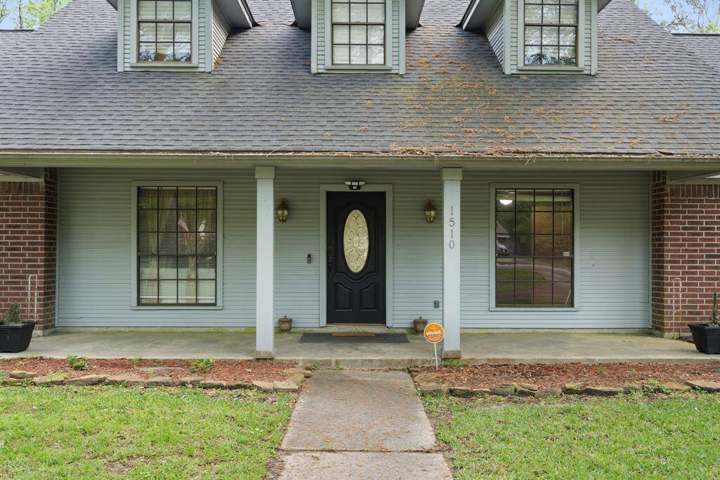 Welcoming front porch