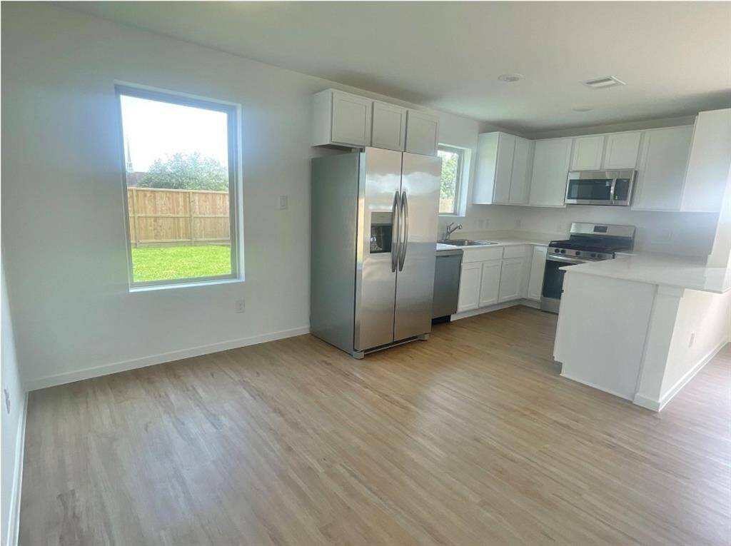 Dining area next to Kitchen