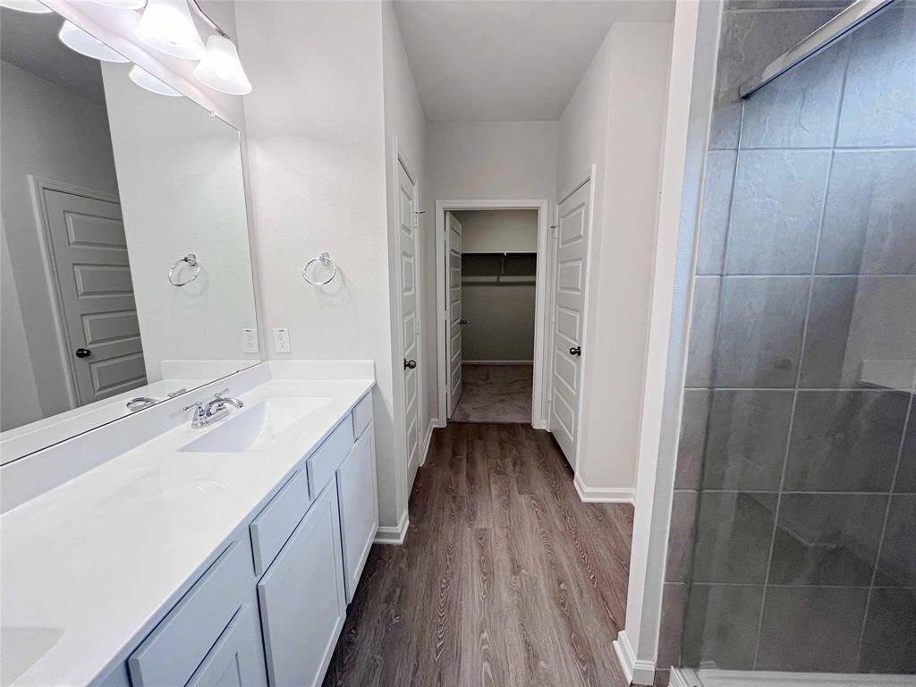 The Robin II- Primary Bathroom. Home under construction, image used for illustrative purposes only, colors and options will vary.