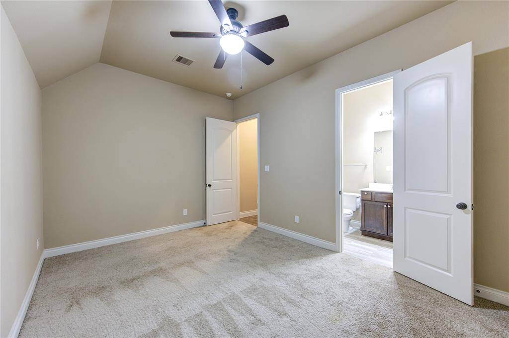 Mother In-Law Suite w/full bath