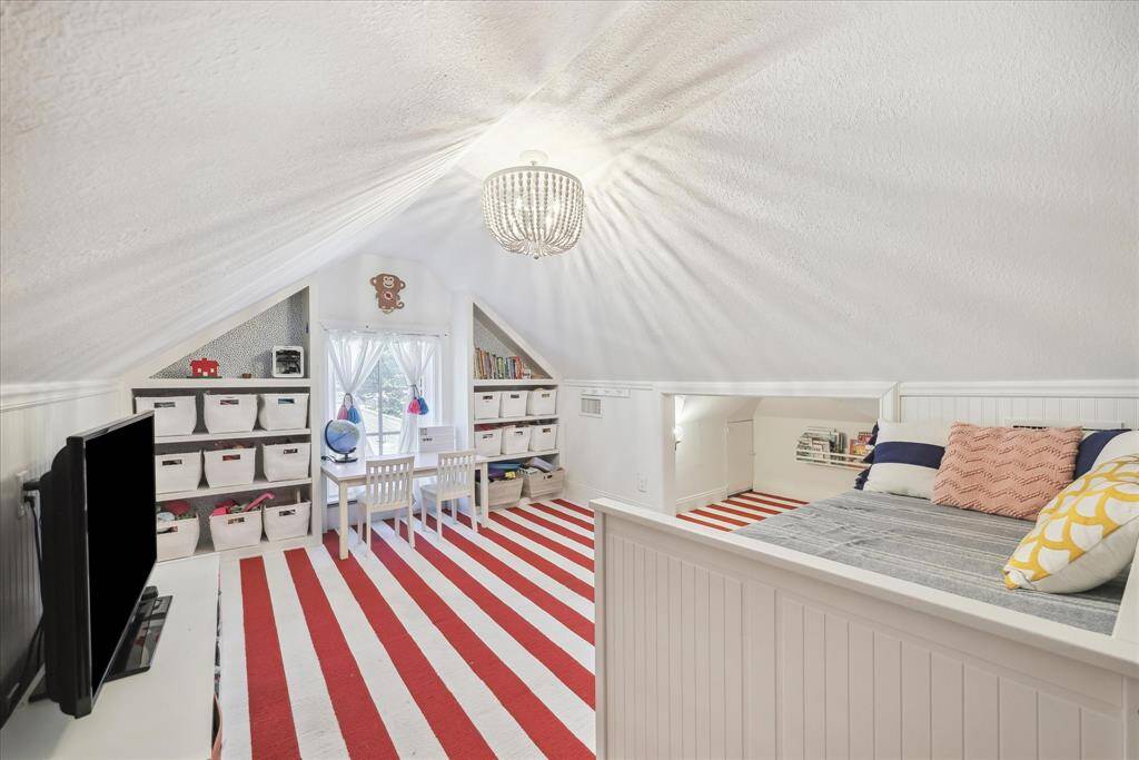 Extra room on 3rd floor perfect as a playroom or an additional bedroom if desired.
