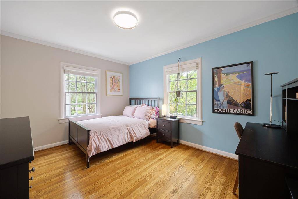 Secondary bedroom 1