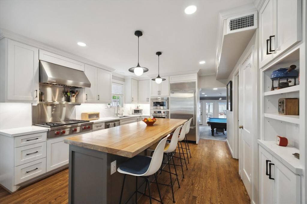 Island Kitchen
