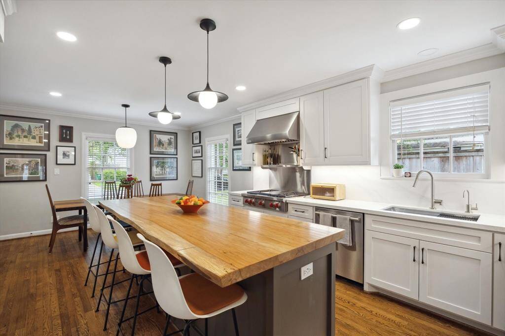 Island Kitchen
