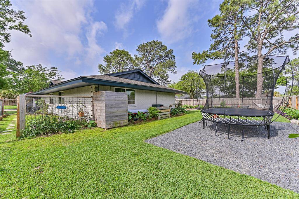 The home features a brand-new Goodman AC system installed in March 2025, offering reliable cooling with a 10-year parts warranty and 5 years of labor coverage for added peace of mind.