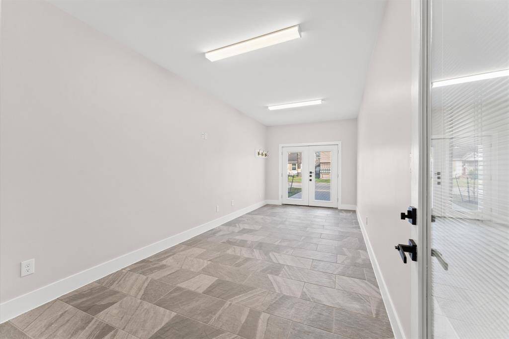 Flex Room