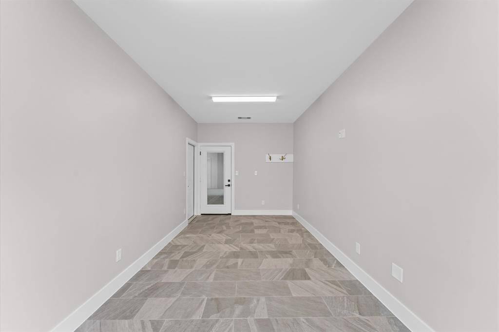 Flex Room