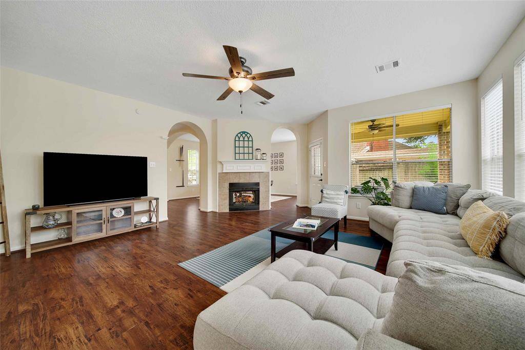 This floorplan is ideal for entertaining and seamless family living.