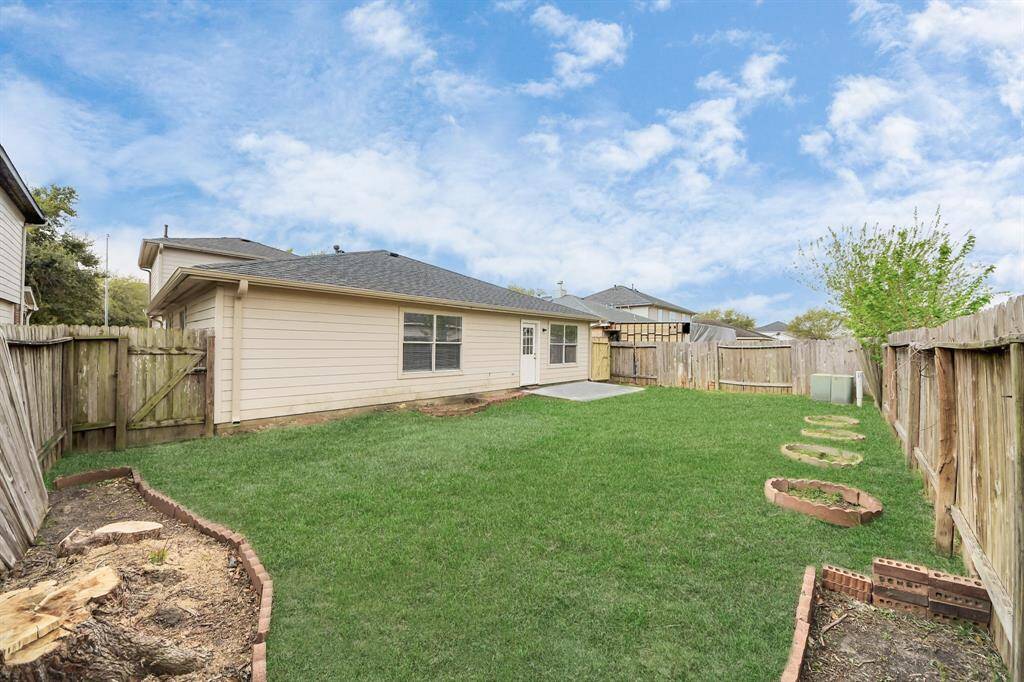 Your backyard doesn’t get any better than this – spacious, fully fenced, and perfect for entertaining or relaxing!