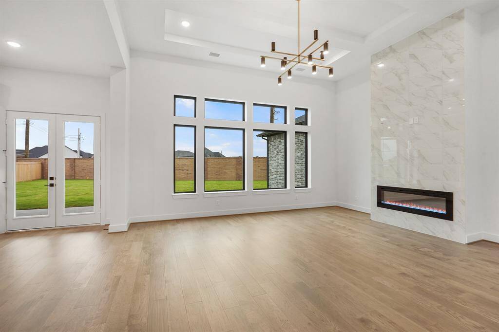 REPRESENTATIVE PHOTO: Colors and options vary. Confirm options and selections with onsite Community Sales Manager.