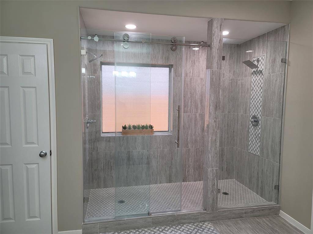 Primary Bathroom-2