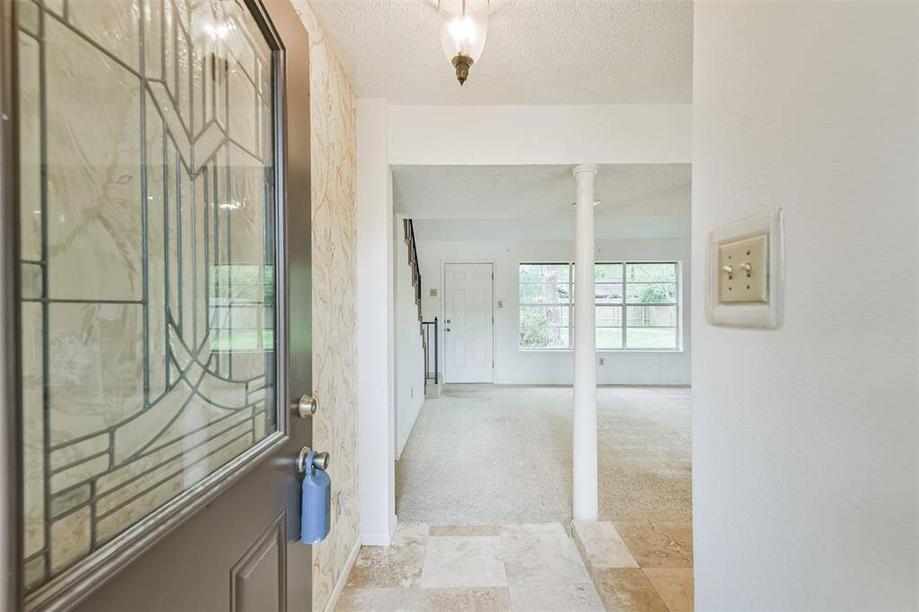 Bright, welcoming entry way.