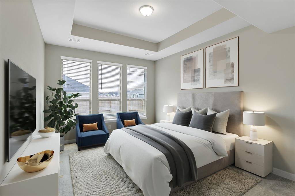 Note: Sample product photo. Actual exterior and interior selections may vary by homesite.