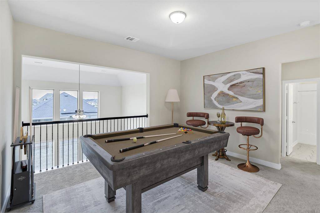 Note: Sample product photo. Actual exterior and interior selections may vary by homesite.