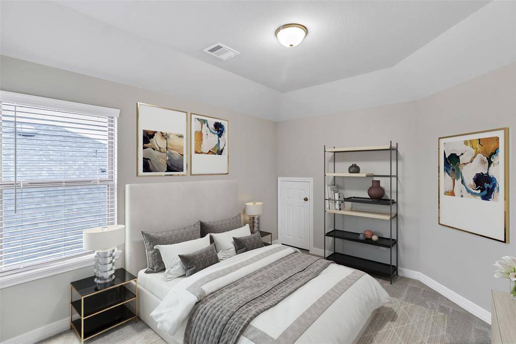 Note: Sample product photo. Actual exterior and interior selections may vary by homesite.