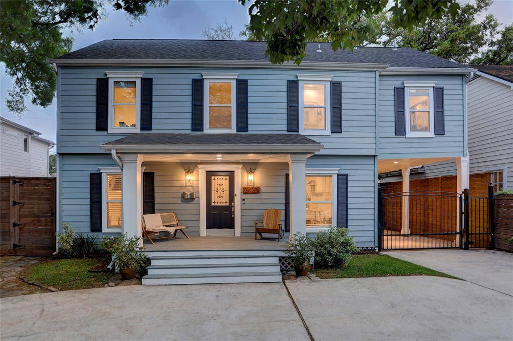 Welcome to 2425 Wordsworth.