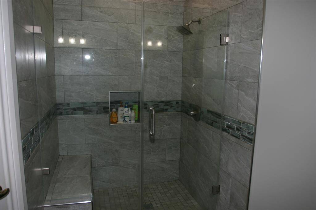 Master Shower
