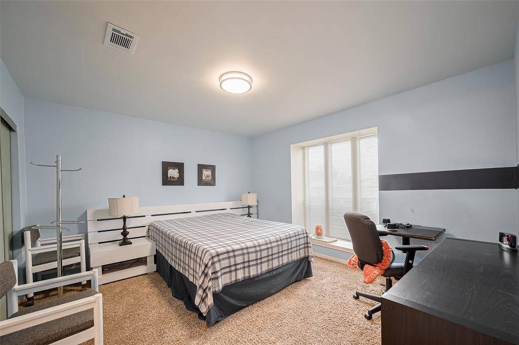 Bedroom 2 - 2nd Floor