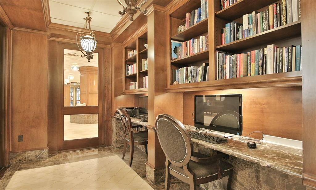 Lovely home office and library at your disposal.