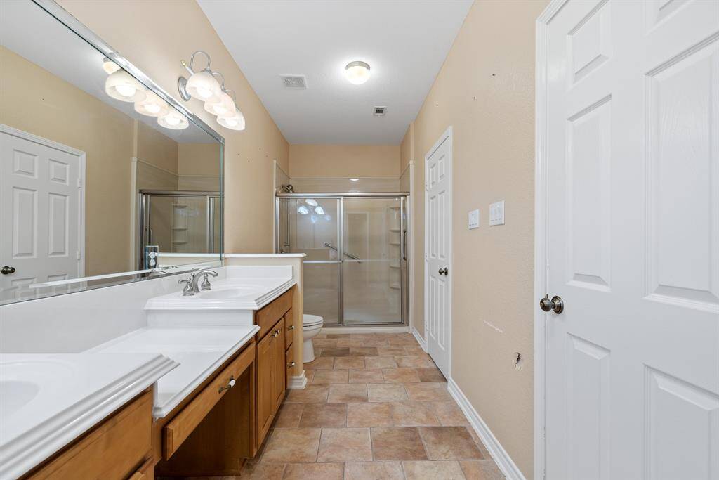 Jack and Jill bathroom