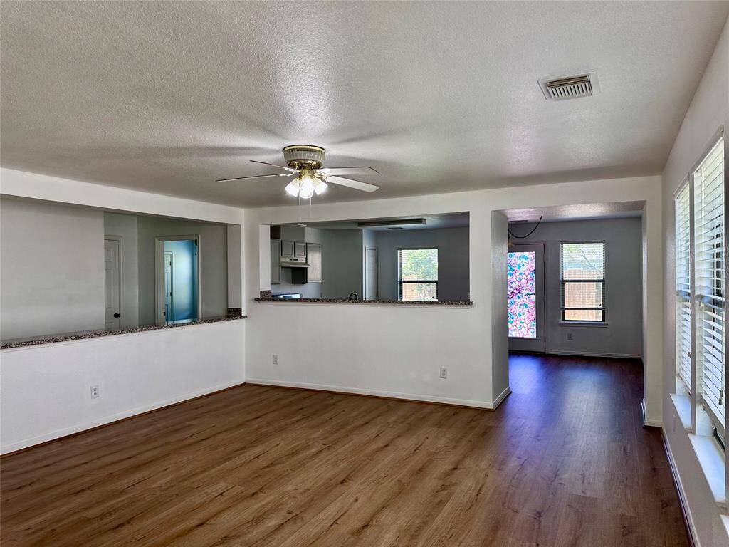 Spacious Living Area