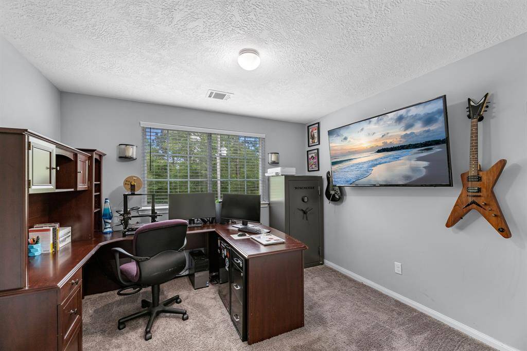 Bedroom #3 (currently used as an office).