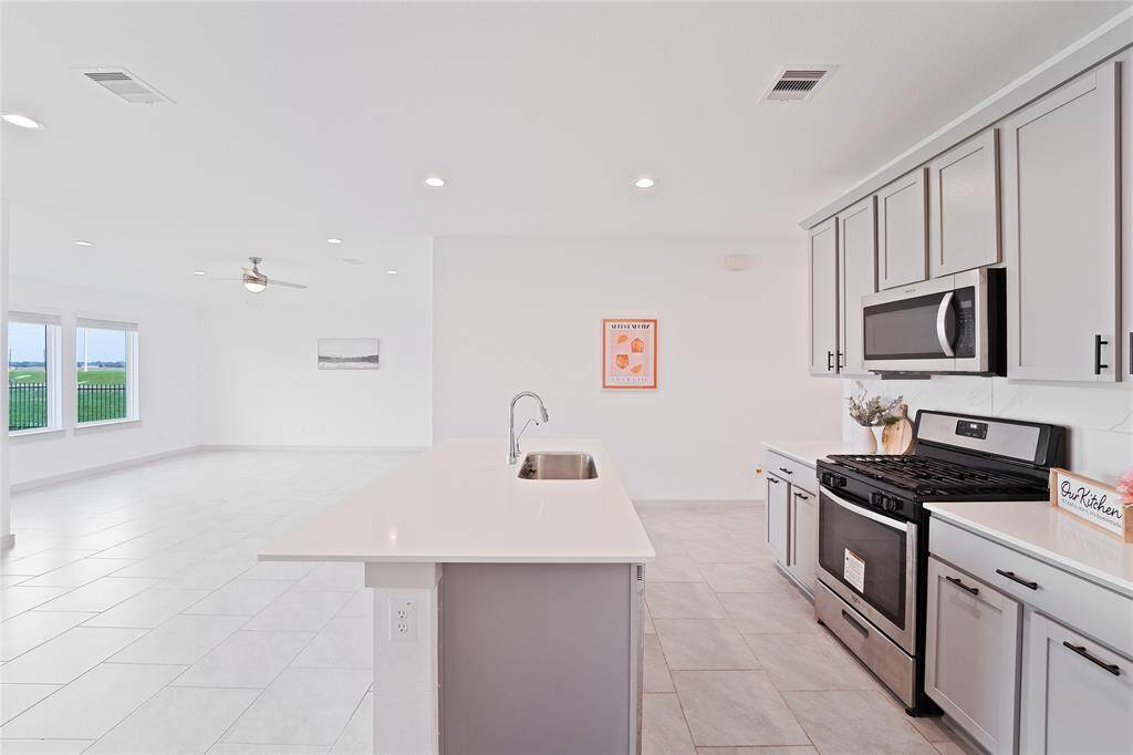 OPEN CONCEPT Kitchen