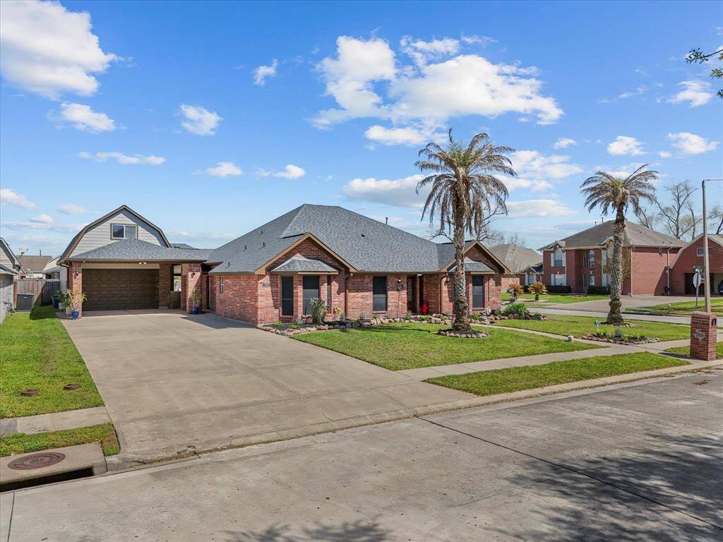 508 Laurel Court is located in a quiet cul-de-sac
