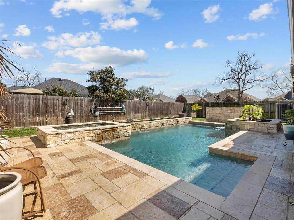 The backyard is designed to maximize the space.