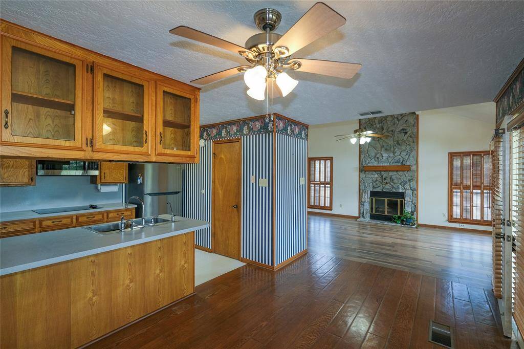 Kitchen opens to the dining room