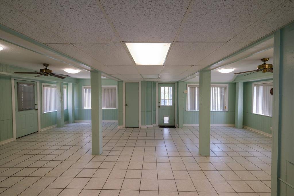 Ground floor bonus room