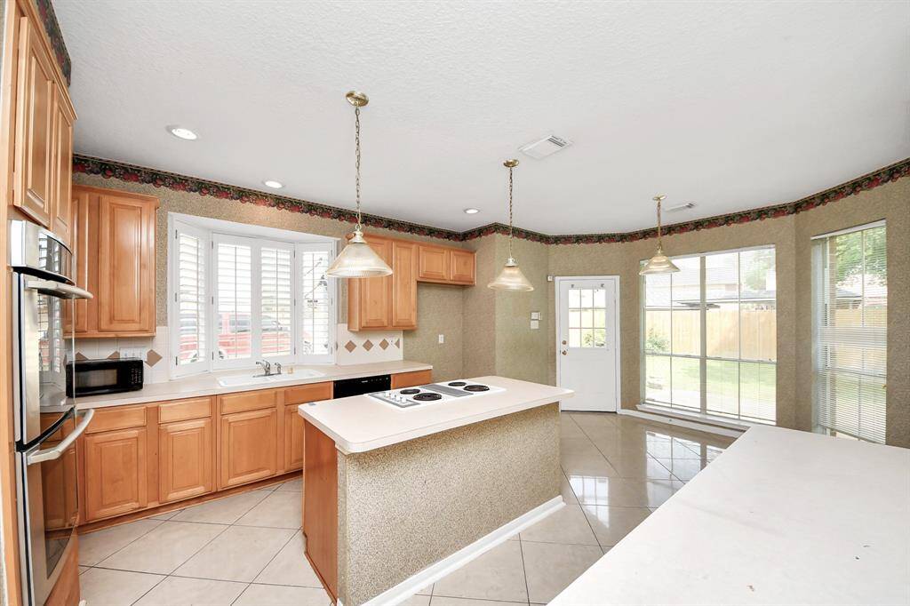 Laminate counters