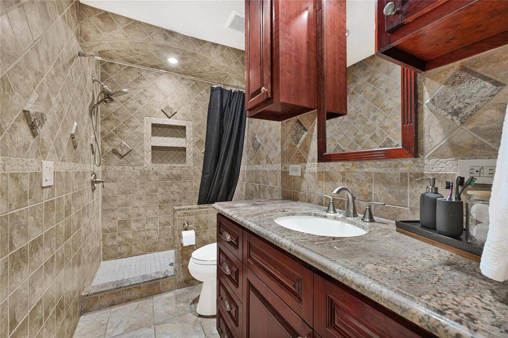 Primary restroom