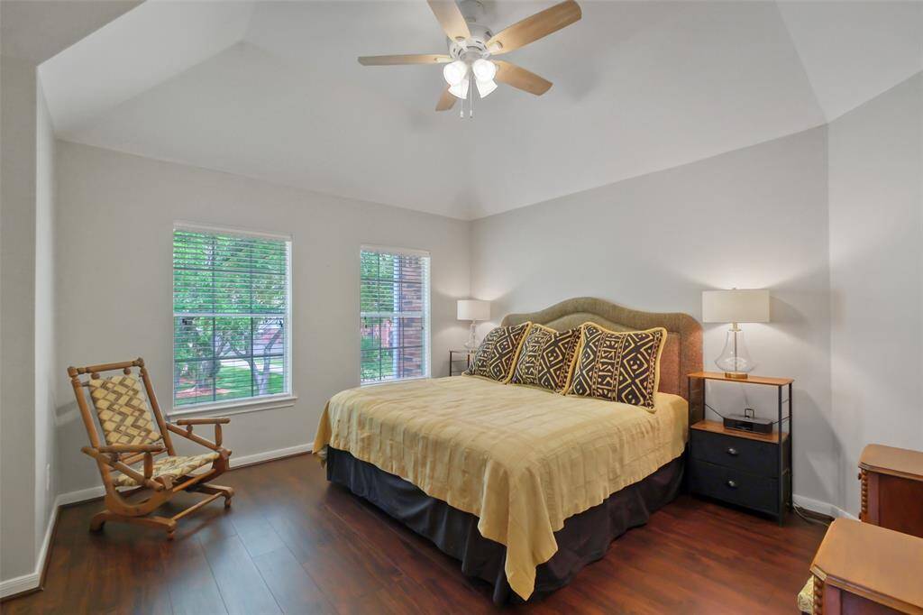 BEDROOM 3.